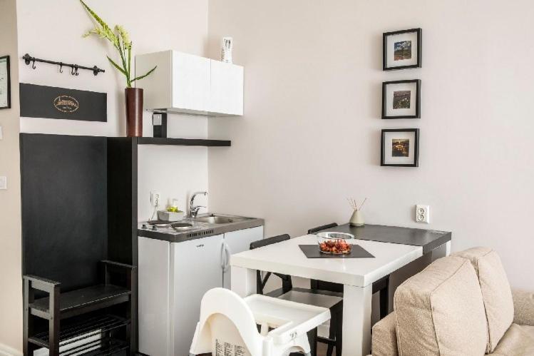 Home Living Dream Apartments Novi Sad Exterior foto